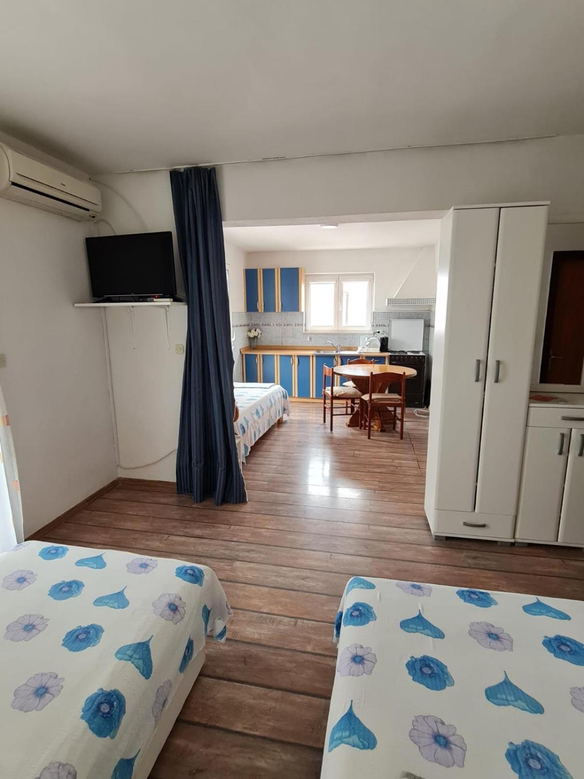 Apartments Butkovic Hvar Town Eksteriør billede