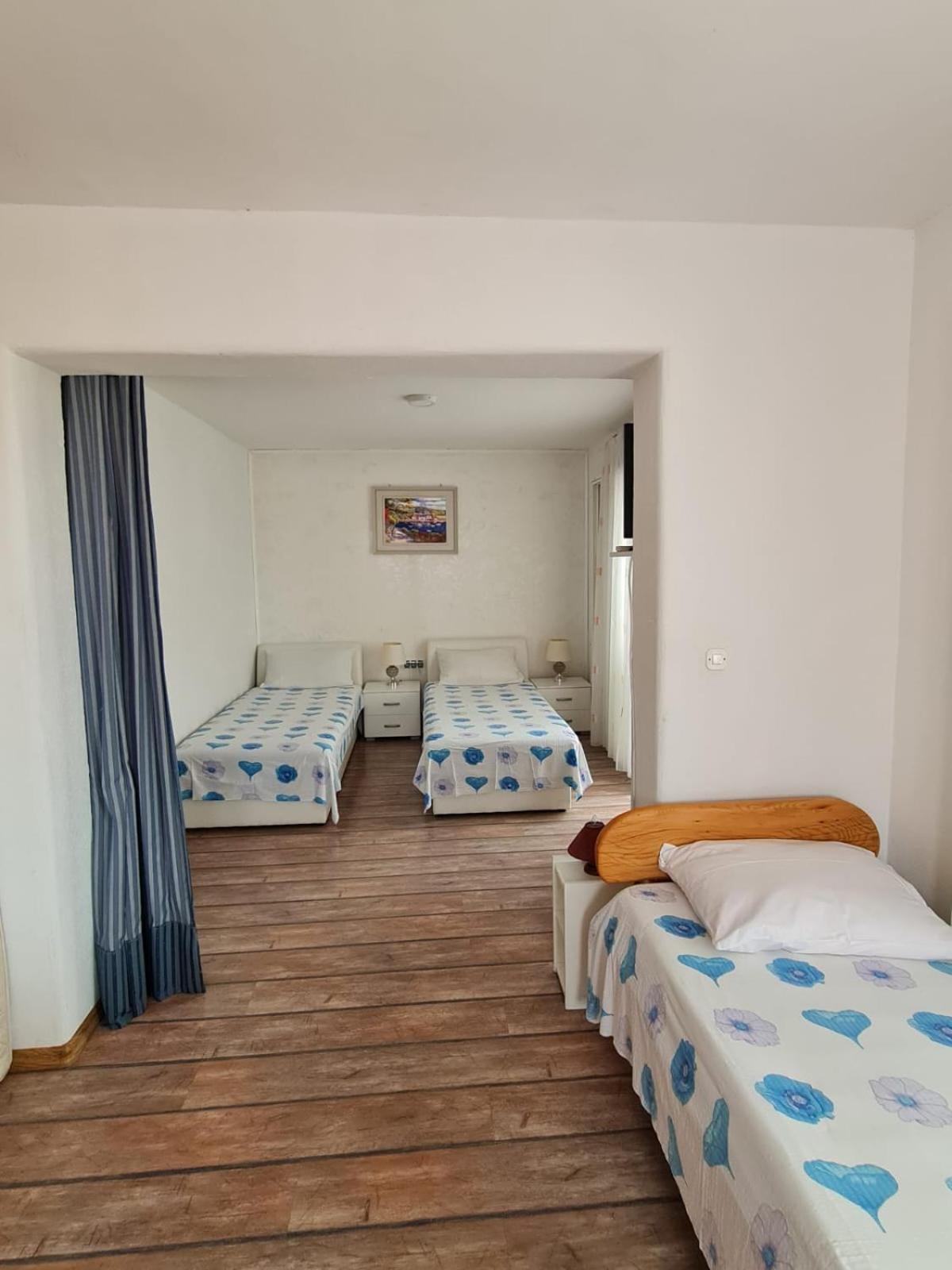 Apartments Butkovic Hvar Town Eksteriør billede